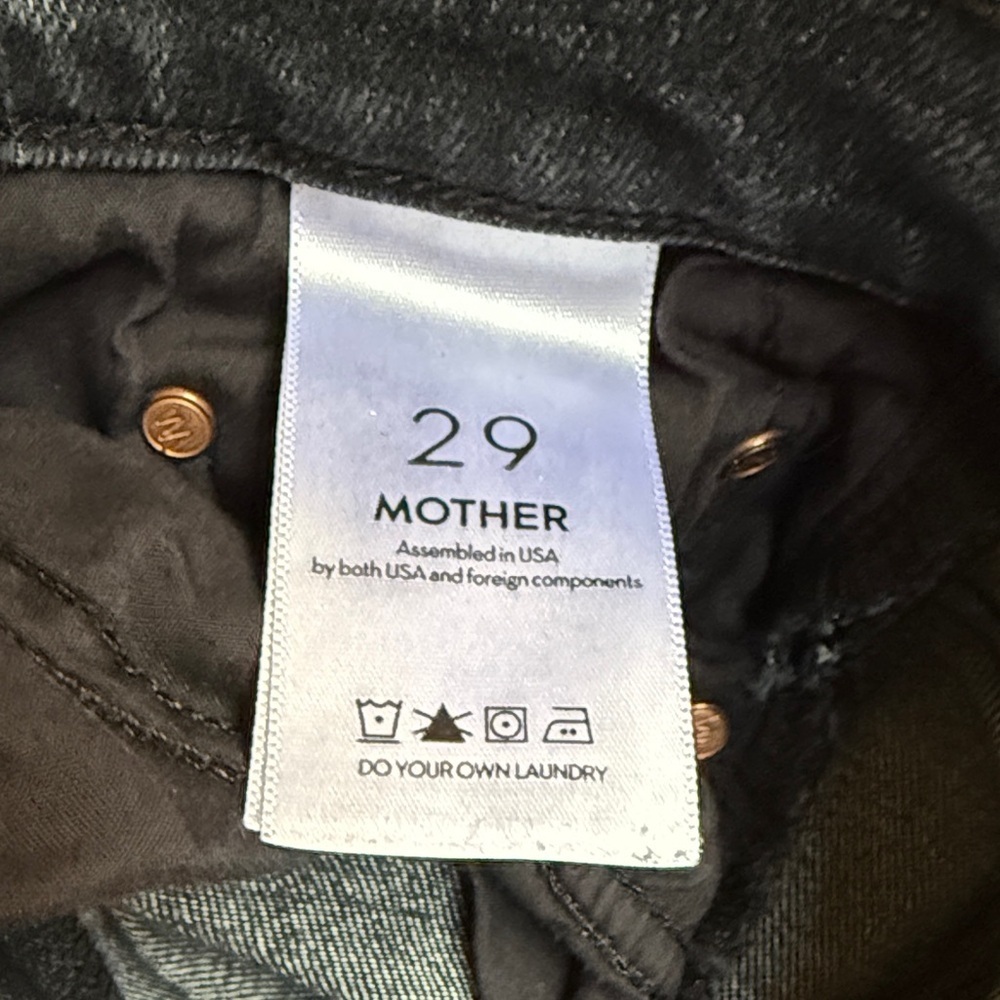 MOTHER Insider Crop Step Fray Train Stops Black Wash Size 29 Style 1157-851 - Picture 4 of 7